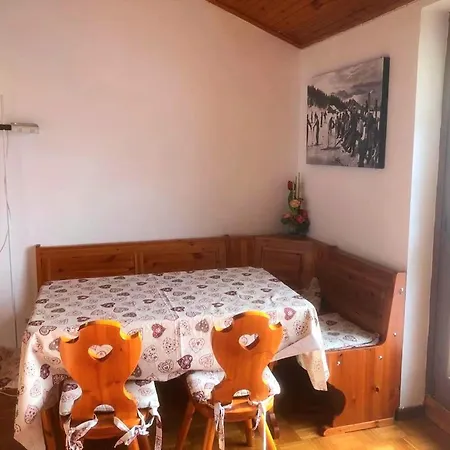Rododendro- Bluchalet 公寓 *